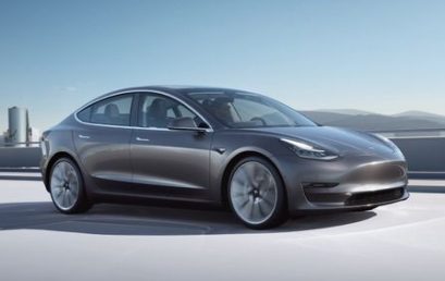 Tesla Model 3 takes Top EV spot while commercial vehicle subscriptions continue to surge: Loopit